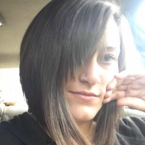 Meet your Posher, Hollie